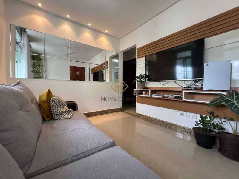 Apartamento à venda com 2 quartos, 62m² - Foto 3