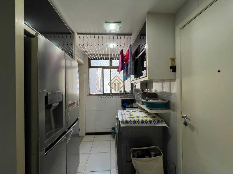 Apartamento à venda com 3 quartos, 135m² - Foto 13