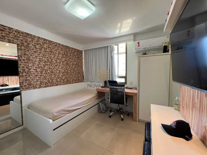 Apartamento à venda com 3 quartos, 135m² - Foto 17