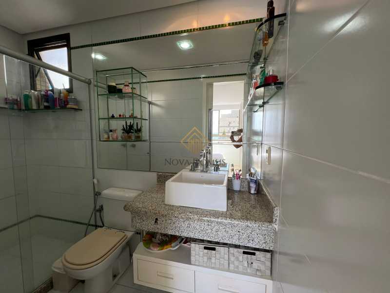 Apartamento à venda com 3 quartos, 135m² - Foto 20