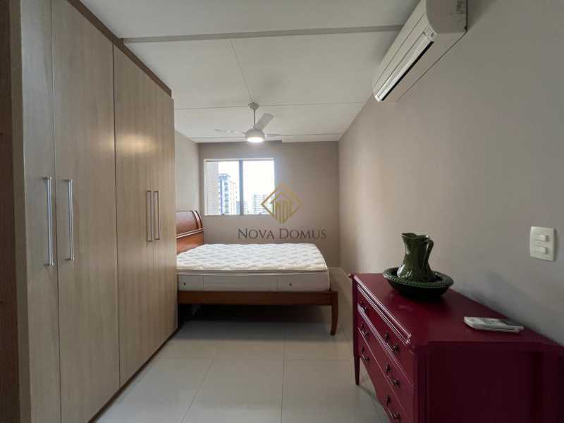 Apartamento à venda com 2 quartos, 70m² - Foto 18