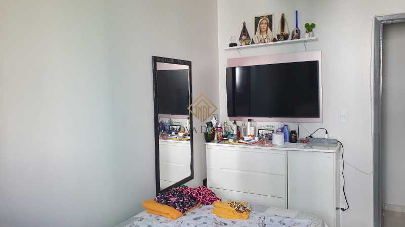 Apartamento à venda com 2 quartos, 63m² - Foto 17