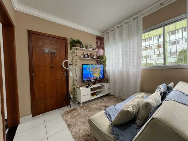 Apartamento à venda com 3 quartos, 73m² - Foto 3