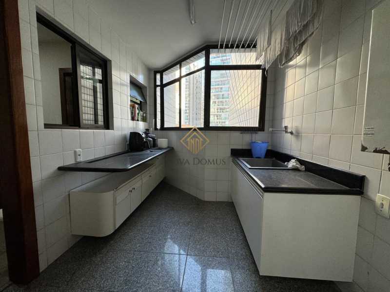 Apartamento à venda com 3 quartos, 364m² - Foto 24