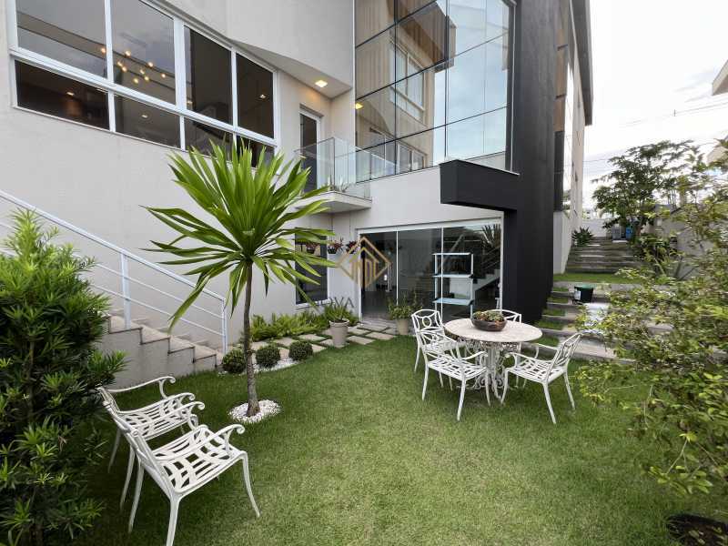 Casa de Condomínio à venda com 4 quartos, 500m² - Foto 3