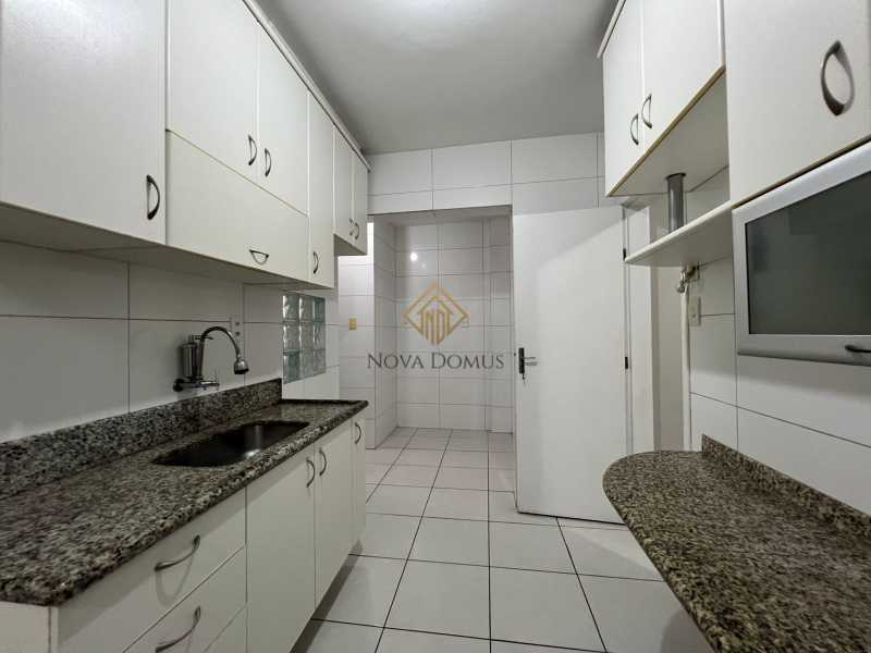 Apartamento à venda com 3 quartos, 103m² - Foto 5