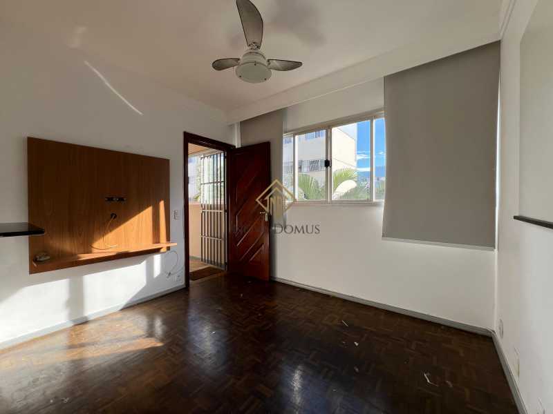 Apartamento à venda com 2 quartos, 47m² - Foto 4