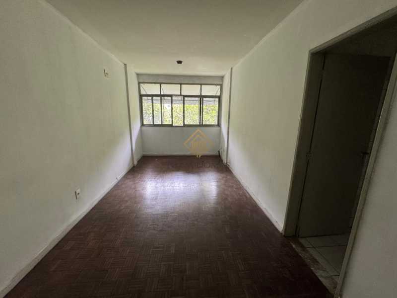 Apartamento à venda com 2 quartos, 91m² - Foto 19