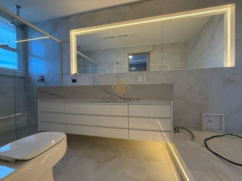 Cobertura à venda com 5 quartos, 550m² - Foto 15