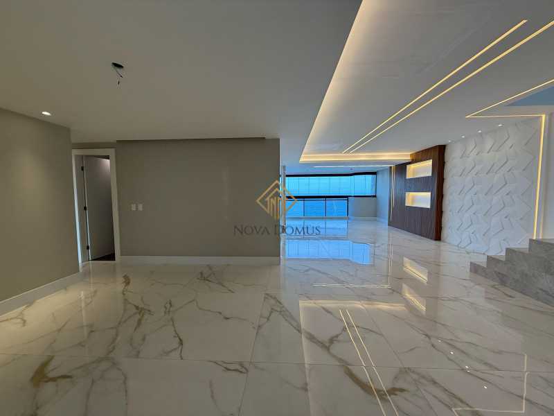 Cobertura à venda com 5 quartos, 550m² - Foto 6