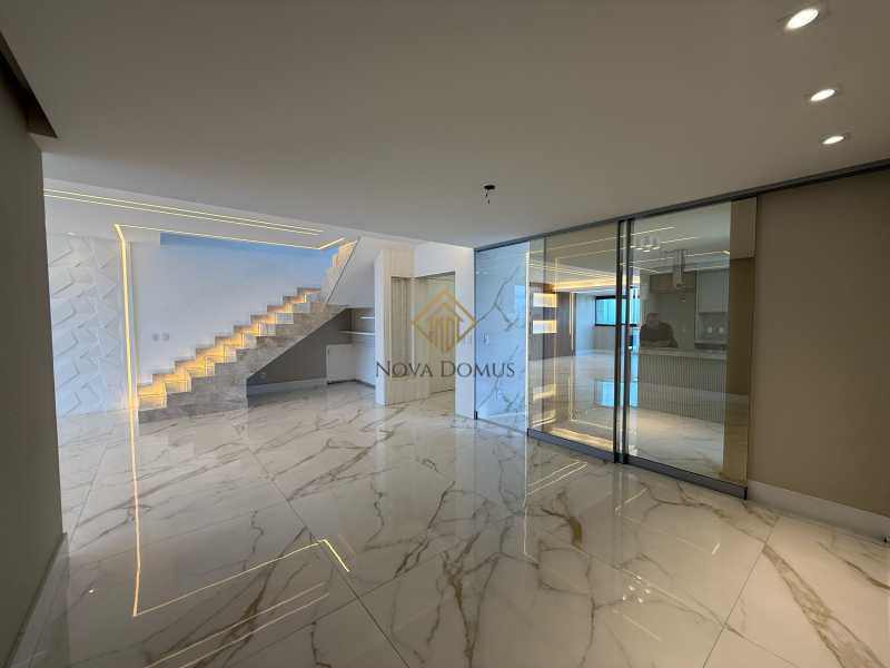 Cobertura à venda com 5 quartos, 550m² - Foto 7