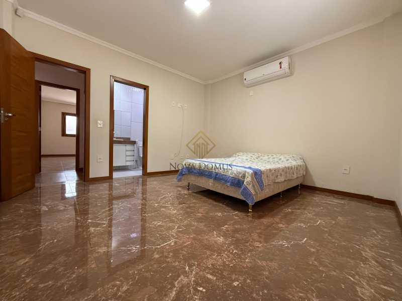 Casa à venda com 2 quartos, 260m² - Foto 13