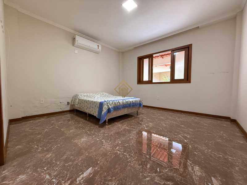 Casa à venda com 2 quartos, 260m² - Foto 10