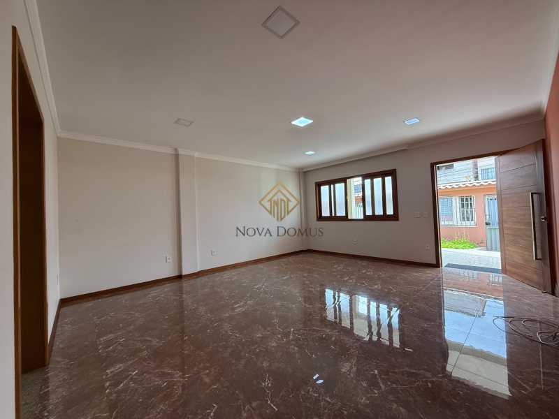 Casa à venda com 2 quartos, 260m² - Foto 8