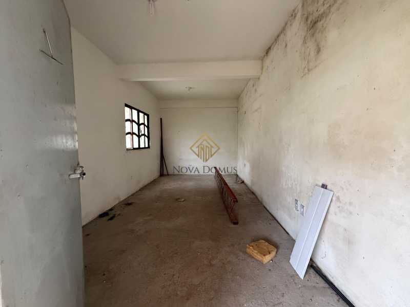 Casa à venda com 2 quartos, 260m² - Foto 25