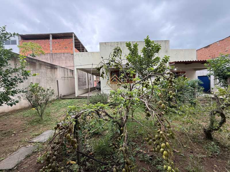 Casa à venda com 2 quartos, 260m² - Foto 28