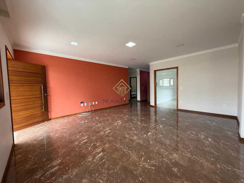 Casa à venda com 2 quartos, 260m² - Foto 6