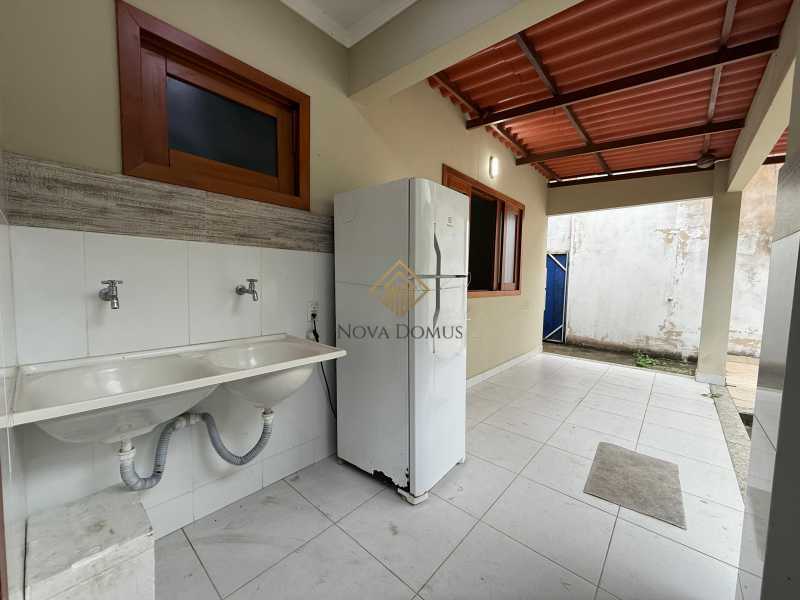 Casa à venda com 2 quartos, 260m² - Foto 23