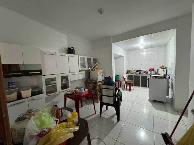 Casa, 8 quartos, 198 m² - Foto 24