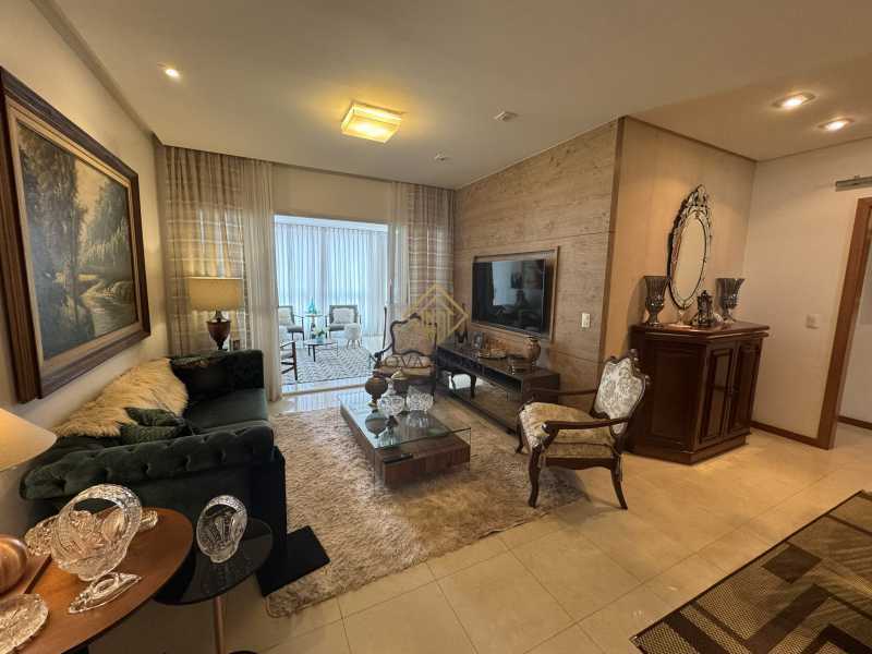 Apartamento, 4 quartos, 196 m² - Foto 3