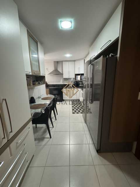 Apartamento, 4 quartos, 196 m² - Foto 17