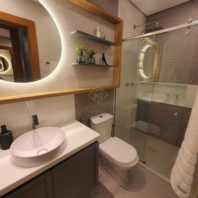 Apartamento à venda com 3 quartos, 156m² - Foto 12