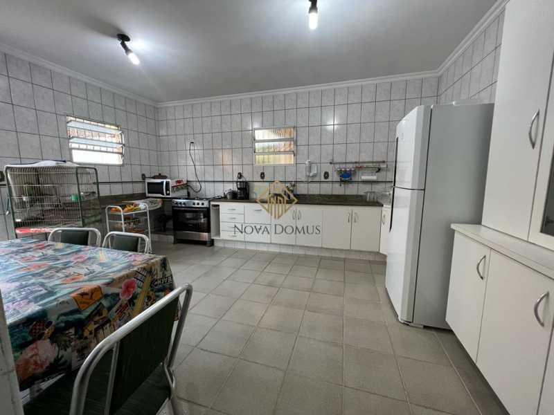 Casa à venda com 3 quartos, 196m² - Foto 22