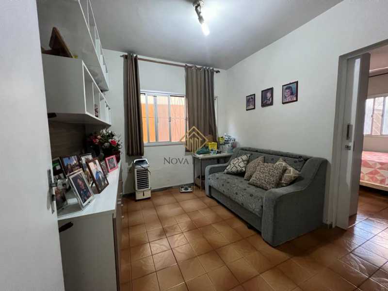 Casa à venda com 3 quartos, 196m² - Foto 9