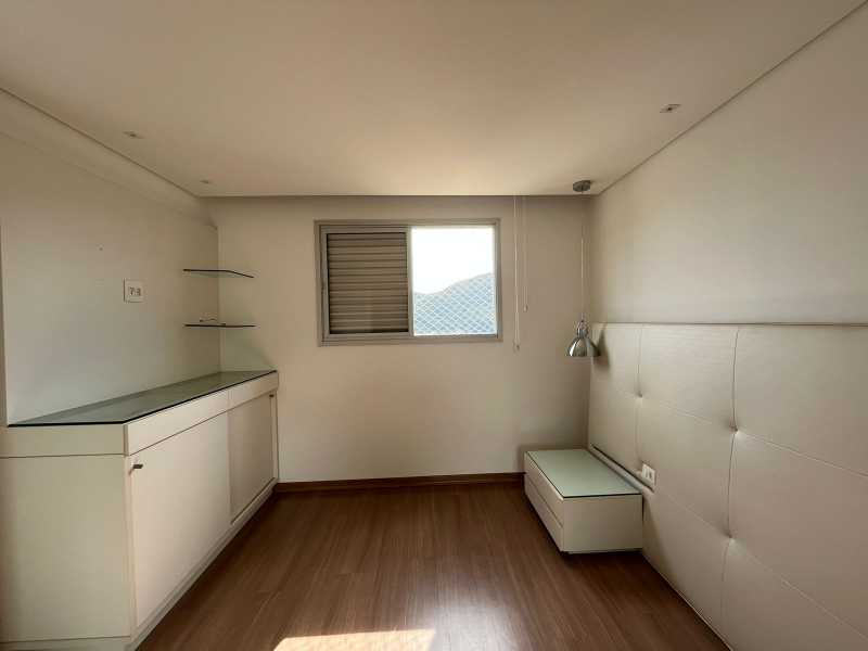 Apartamento à venda com 3 quartos, 118m² - Foto 9