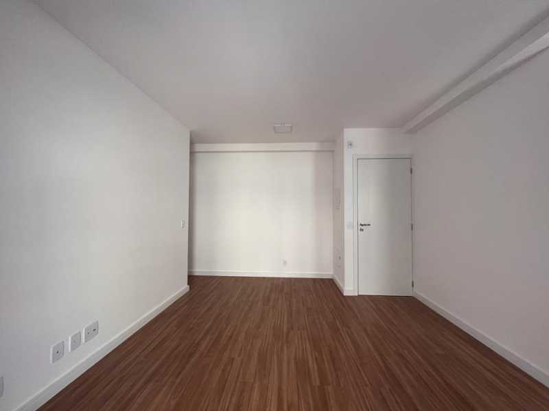 Apartamento à venda com 2 quartos, 68m² - Foto 20