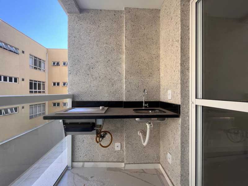 Apartamento à venda com 2 quartos, 68m² - Foto 21