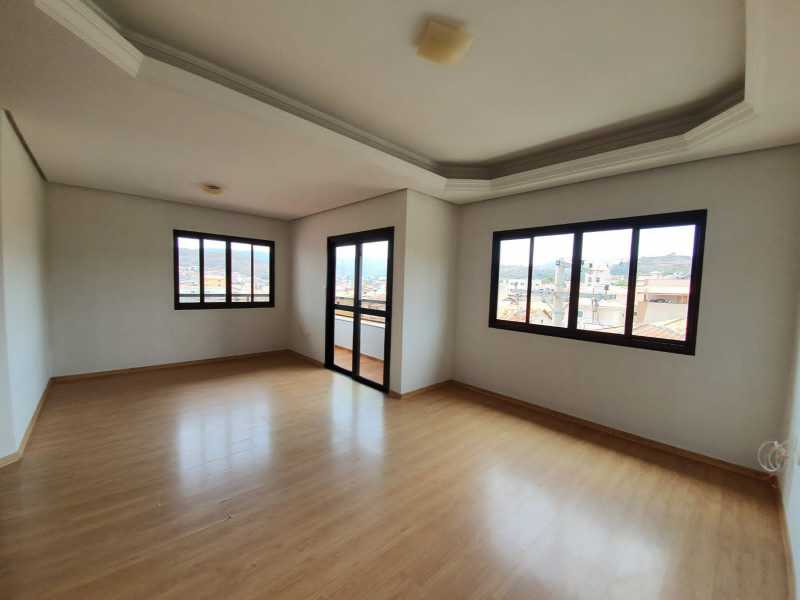 Apartamento à venda com 3 quartos, 181m² - Foto 5