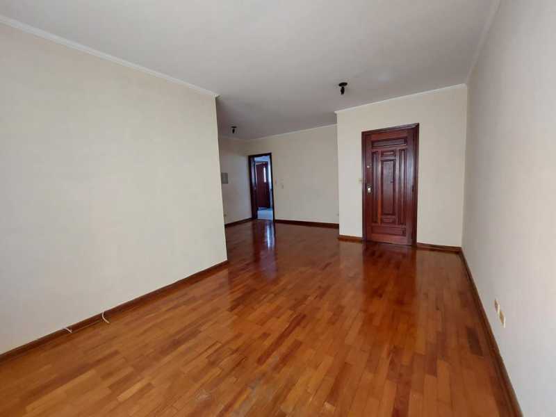 Apartamento à venda com 3 quartos, 107m² - Foto 3