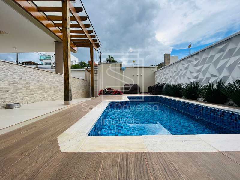 Casa à venda com 4 quartos, 360m² - Foto 4