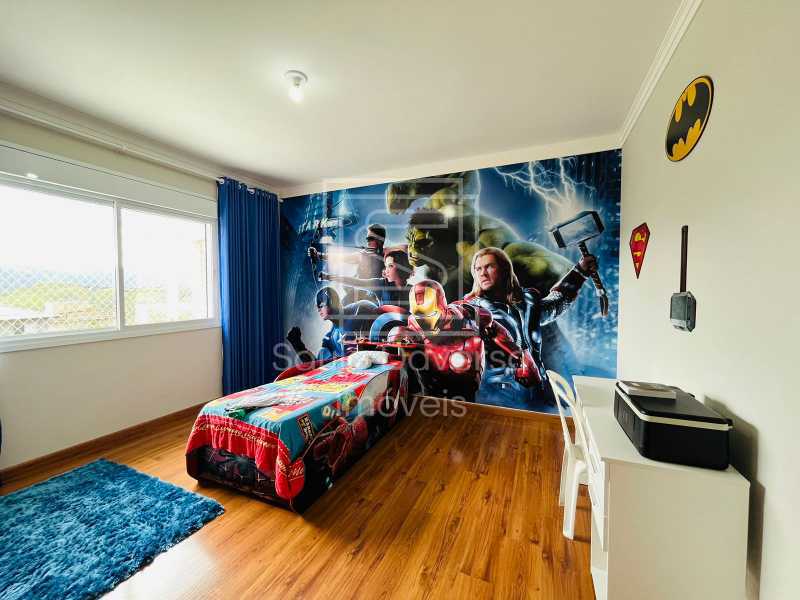 Casa à venda com 4 quartos, 360m² - Foto 25