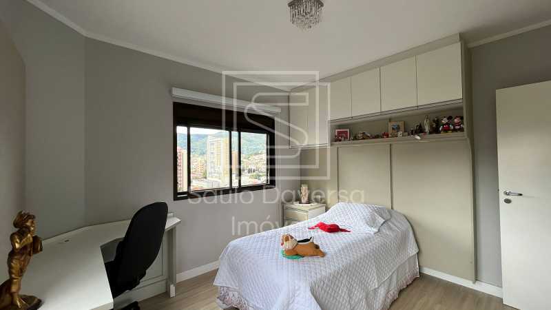 Apartamento à venda com 3 quartos, 180m² - Foto 7