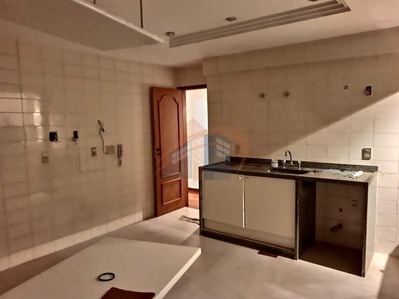 Apartamento à venda com 4 quartos, 166m² - Foto 13