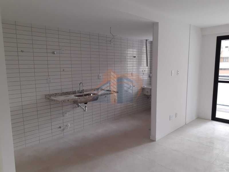 Apartamento à venda com 2 quartos, 62m² - Foto 7