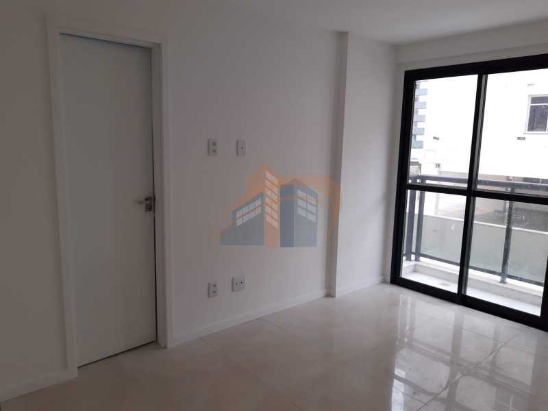 Apartamento à venda com 2 quartos, 62m² - Foto 14