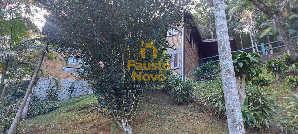 Casa de Condomínio à venda com 3 quartos, 1000m² - Foto 4