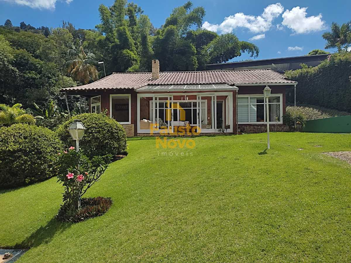 Casa de Condomínio à venda com 5 quartos, 5000m² - Foto 1