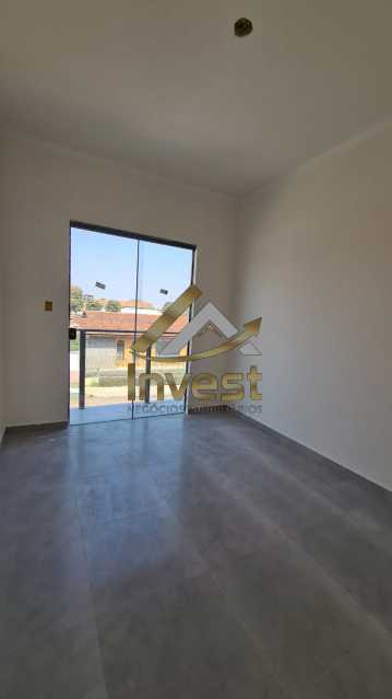 Casa à venda com 2 quartos, 67m² - Foto 4