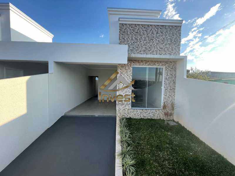 Casa à venda com 2 quartos, 60m² - Foto 2