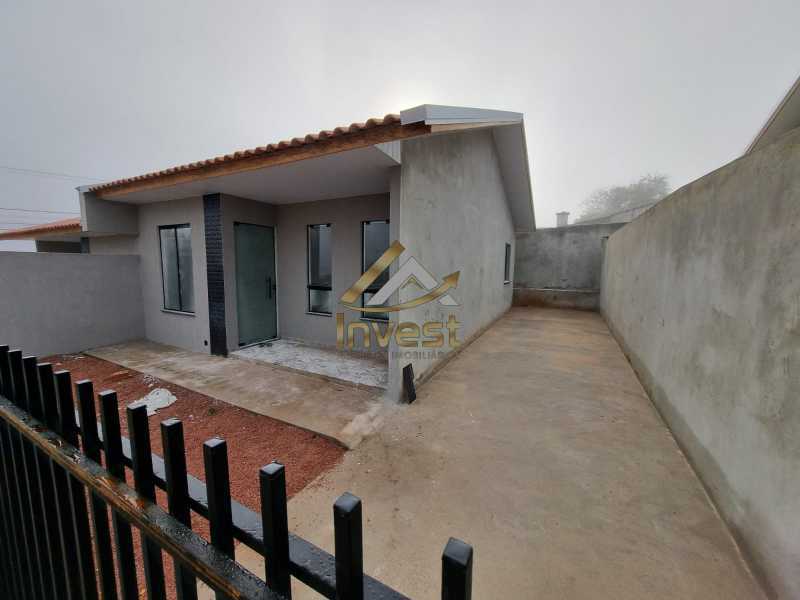 Casa à venda com 2 quartos, 55m² - Foto 1