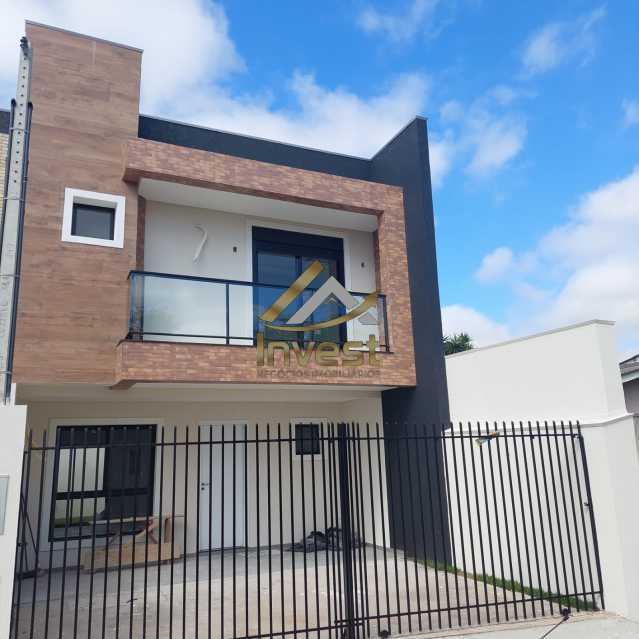 Casa à venda com 3 quartos, 110m² - Foto 1