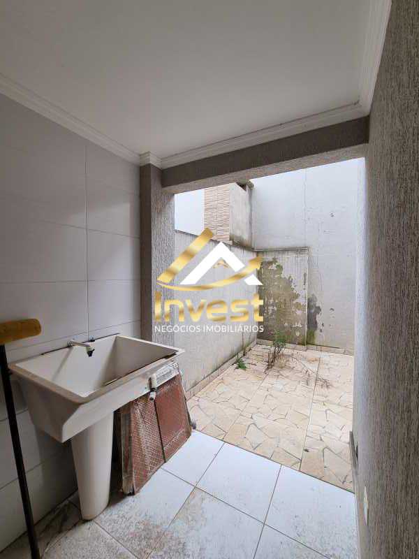 Casa à venda com 3 quartos, 80m² - Foto 13