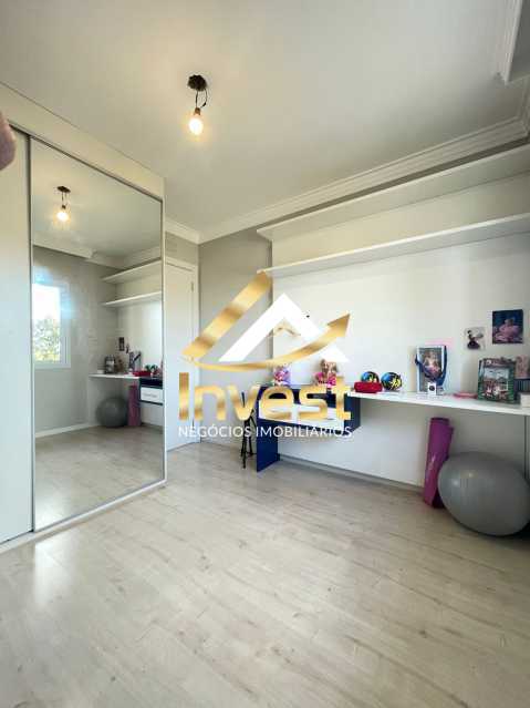 Casa à venda com 3 quartos, 98m² - Foto 11