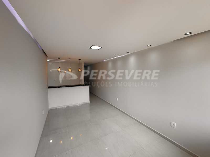 Casa à venda com 3 quartos, 104m² - Foto 2