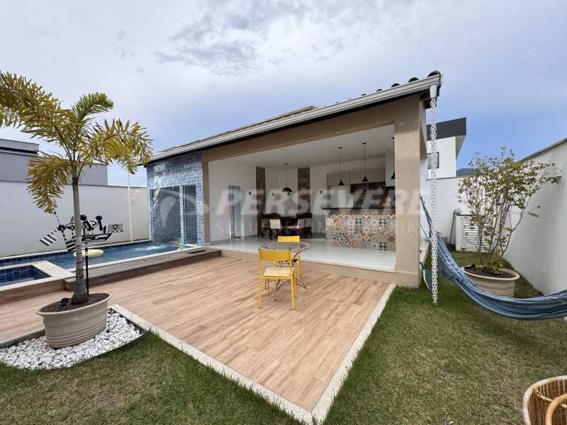 Casa de Condomínio à venda com 4 quartos, 303m² - Foto 2