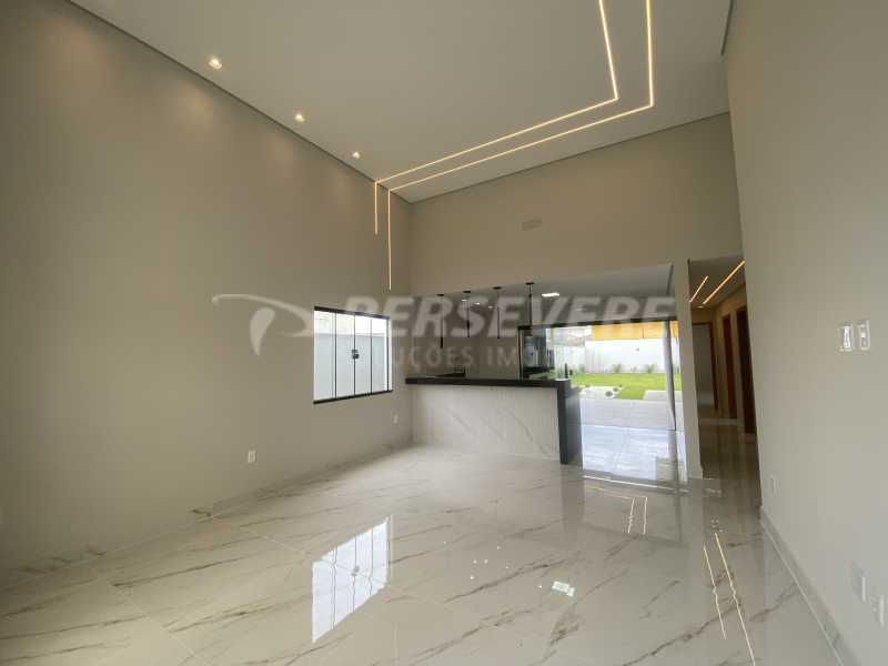 Casa à venda com 3 quartos, 140m² - Foto 3